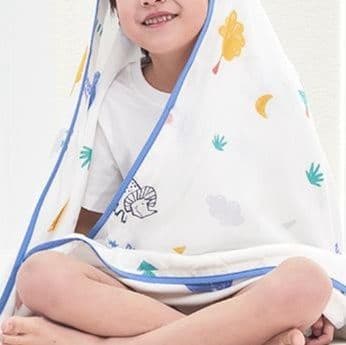 恐竜柄四層ふわふわガーゼケット